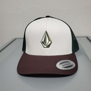 Volcom NWT  Full Stone Cheese Trucker Hat  Cedar Green